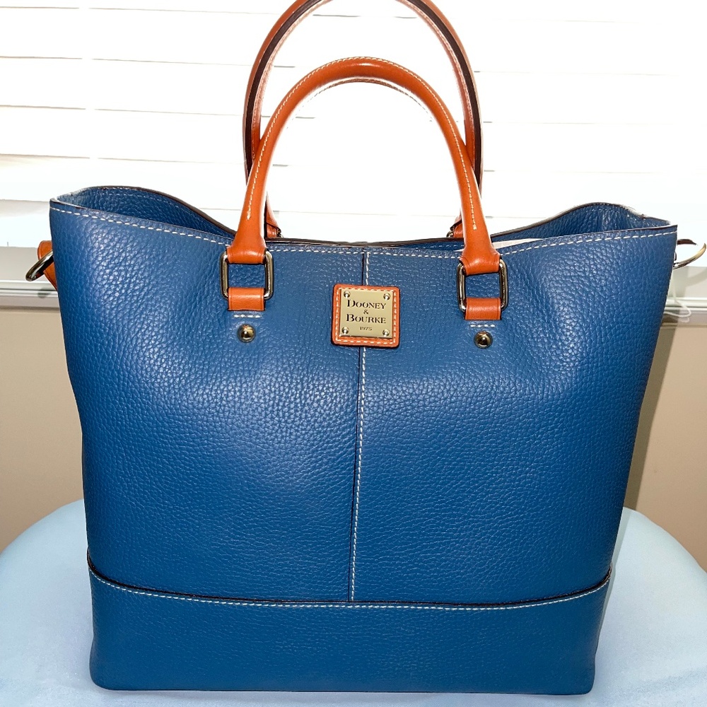 Dooney and Bourke pebbled leather Chelsea handbag, jeans color